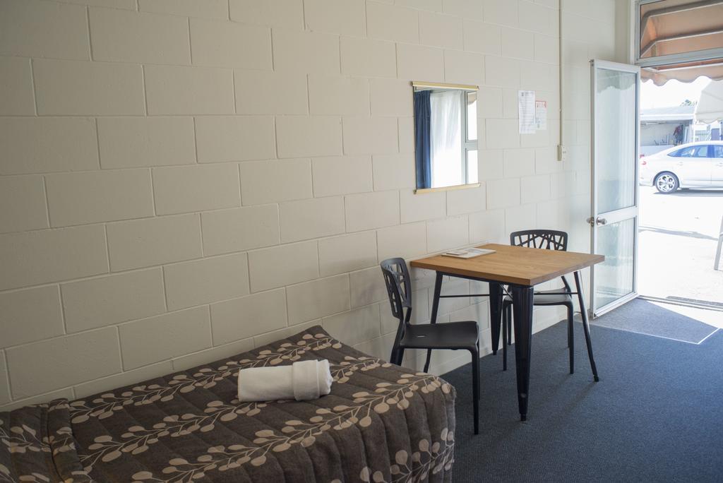 Feilding Motel Buitenkant foto