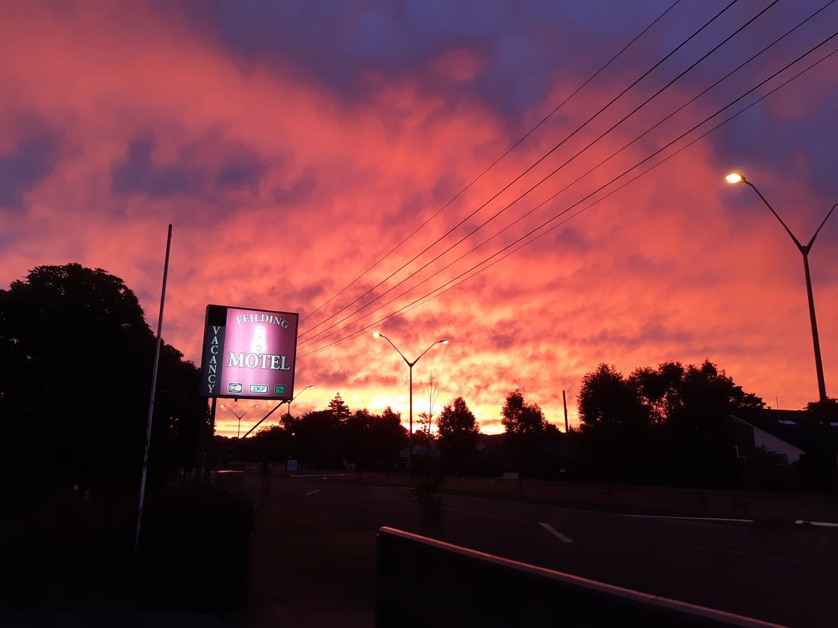 Feilding Motel Buitenkant foto
