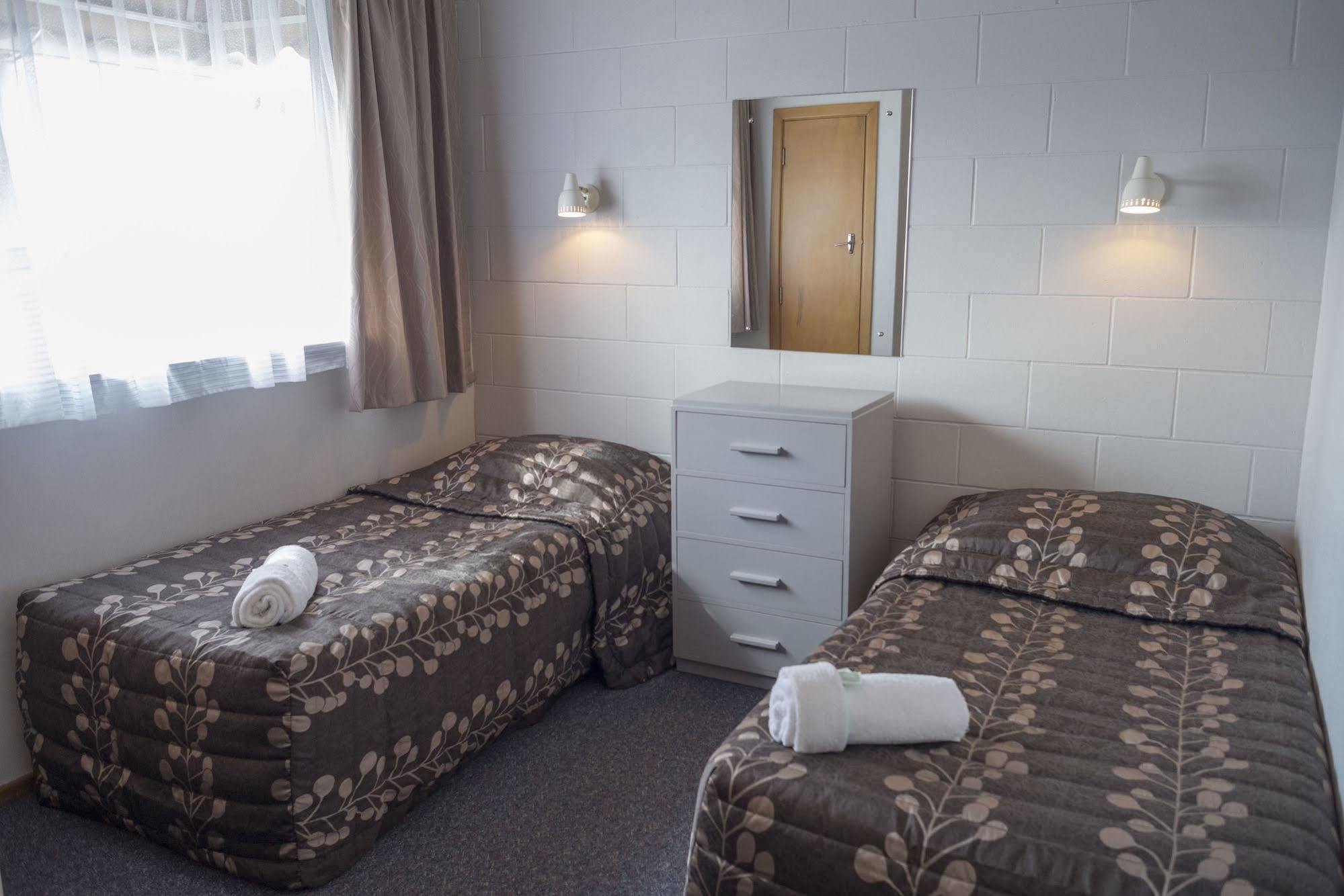 Feilding Motel Buitenkant foto
