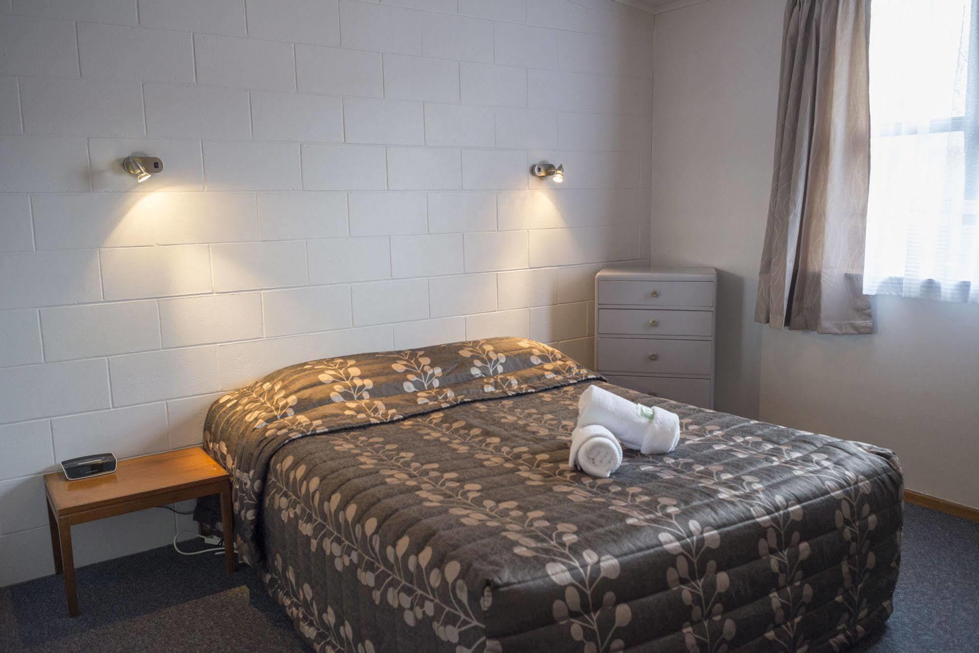Feilding Motel Buitenkant foto
