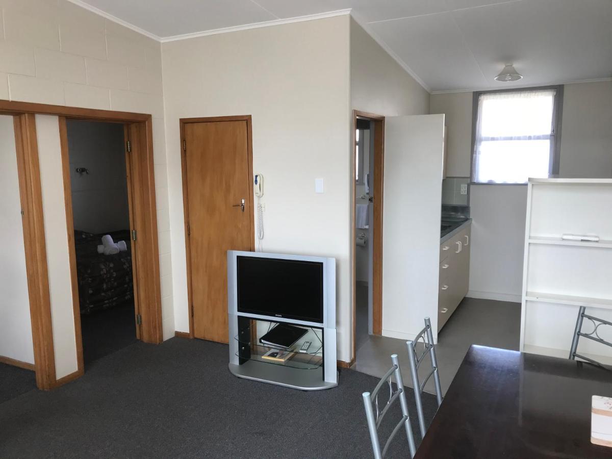 Feilding Motel Buitenkant foto
